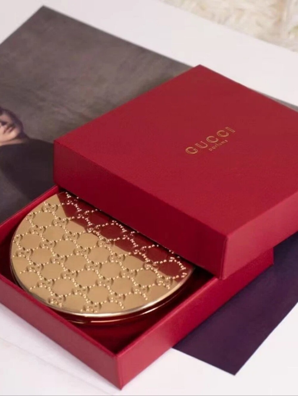 Gucci Gold GG Embossed Compact Mirror with Red Gift Box New Sealed Collectible